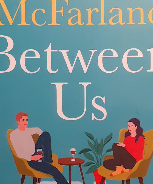 Mhairi McFarlane: Between Us